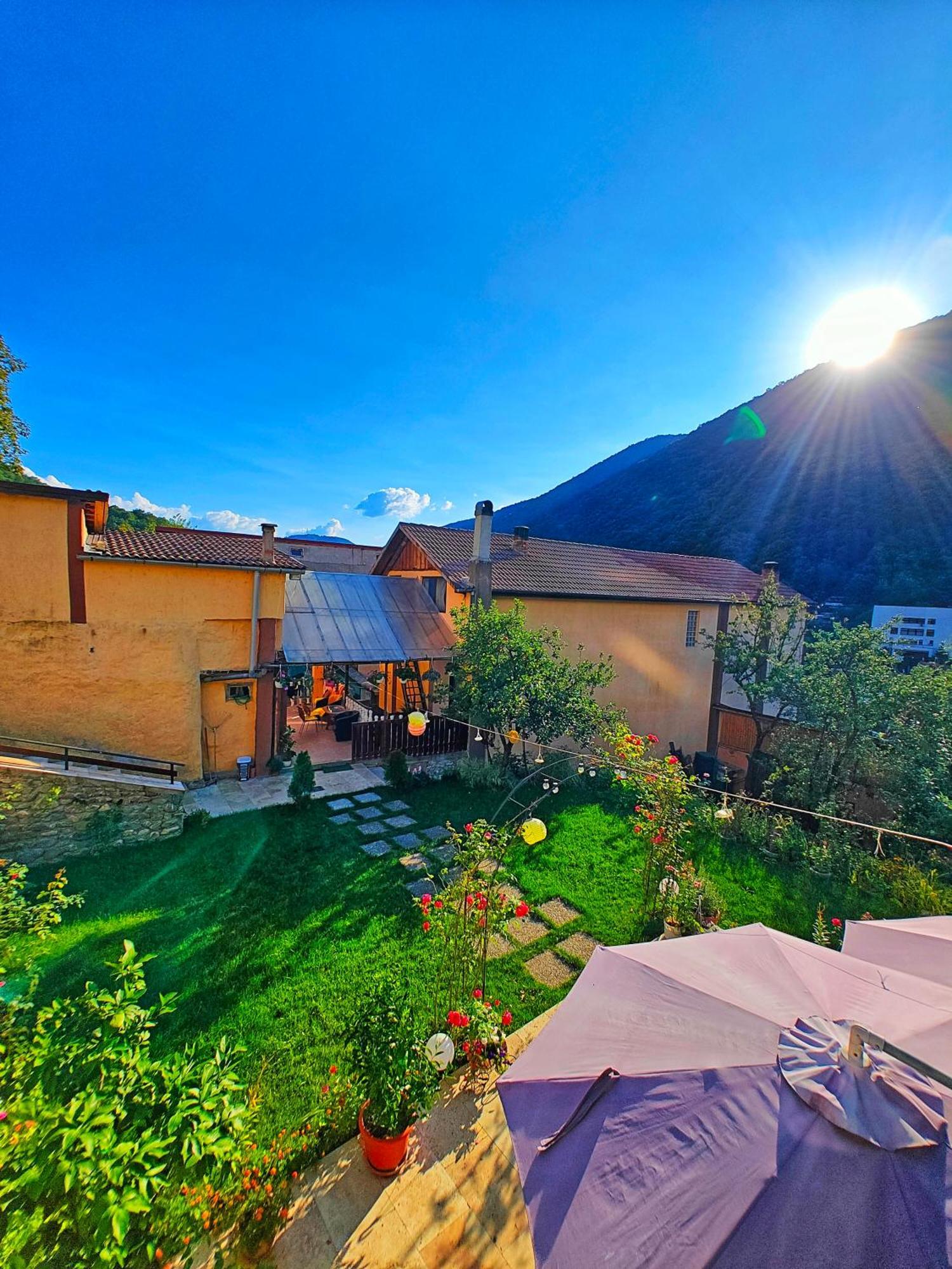 Casa Miclau Appartement Băile Herculane Buitenkant foto