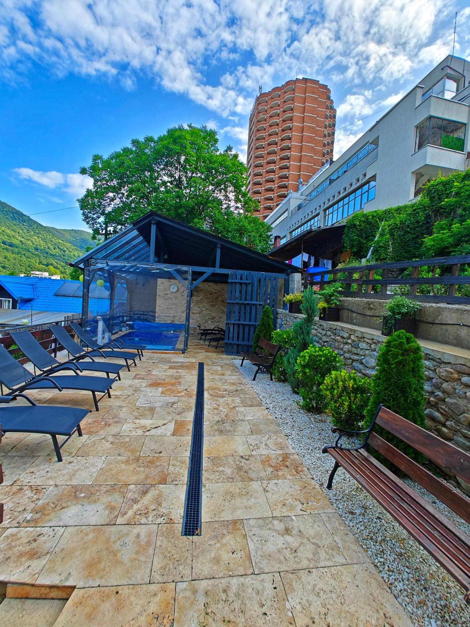 Casa Miclau Appartement Băile Herculane Buitenkant foto